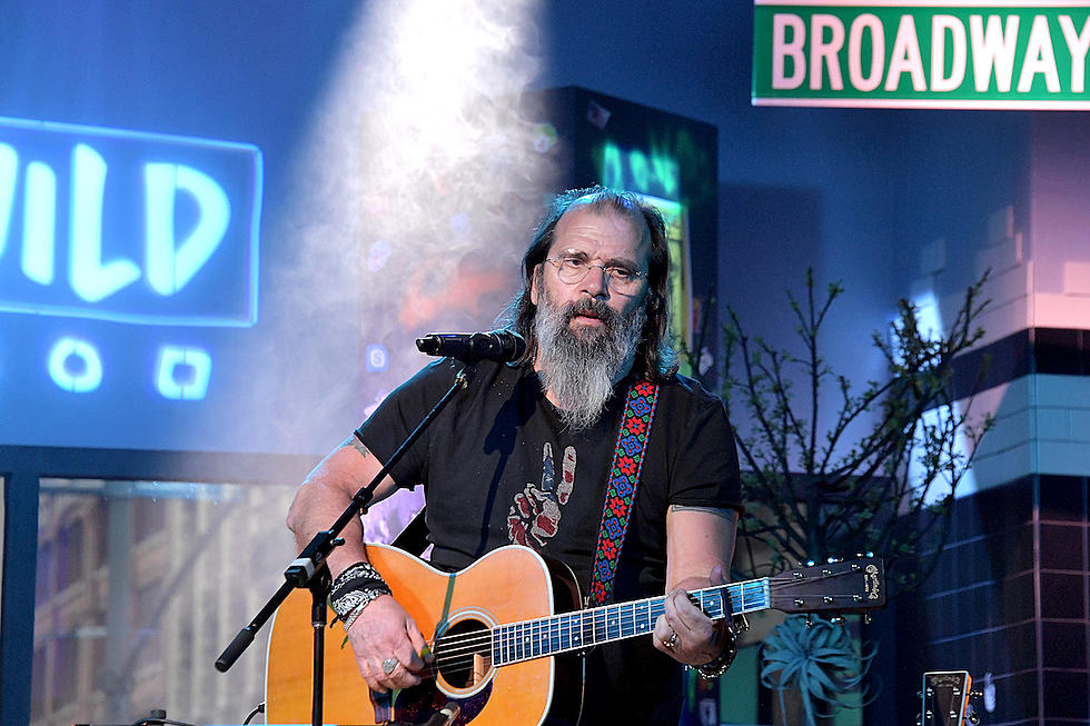 Steve Earle Drops Out of 2008 UMG Fire Lawsuit