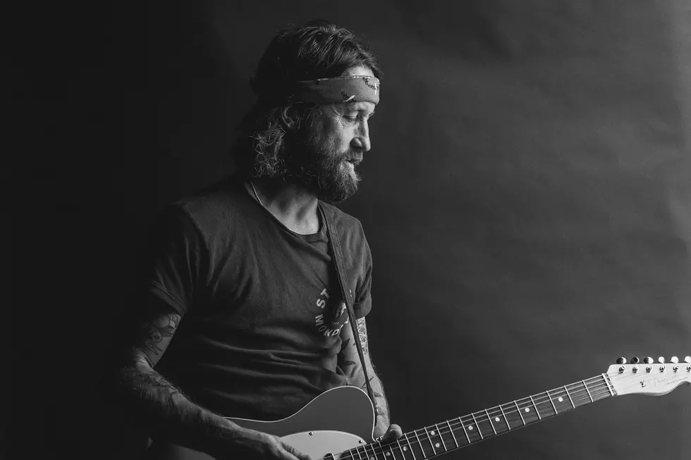 Interview: Chris Shiflett Went Into Making His New Album ‘Hard Lessons’ ‘Without Any Preconceived Notions’