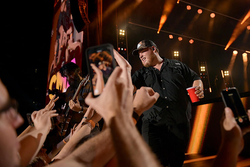 Hear Luke Combs ‘Let’s Just Be Friends’, From ‘The Angry Birds Movie 2′