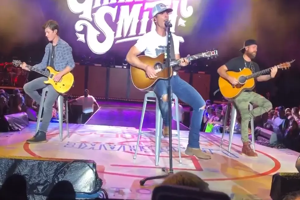 Granger Smith Honors Late Son River With ‘Heaven Bound Balloons’ Performance [WATCH]