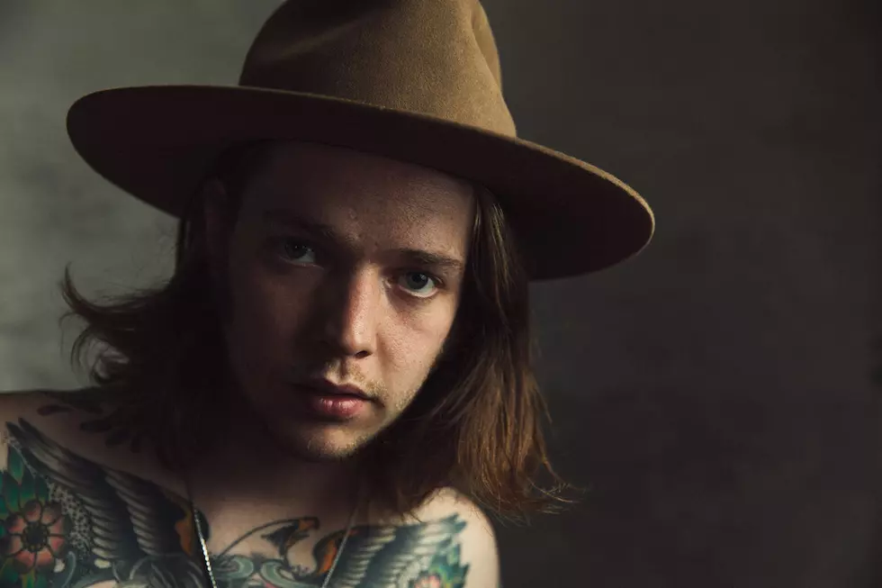 Billy Strings, ‘Away From the Mire’ [Exclusive Premiere]