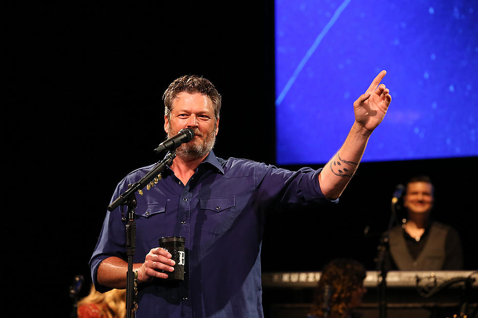 Blake Shelton’s ‘God’s Country’ Zooms to the Top of the Charts