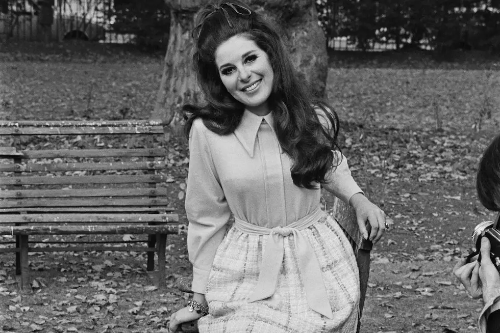 Bobbie Gentry May Have Briefly Thought About a ’90s Comeback