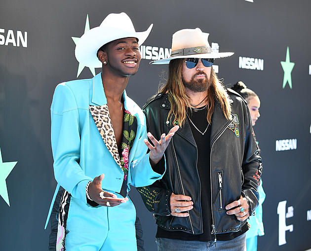 The Boot News Roundup: &#8216;Old Town Road&#8217; Certified Diamond + More