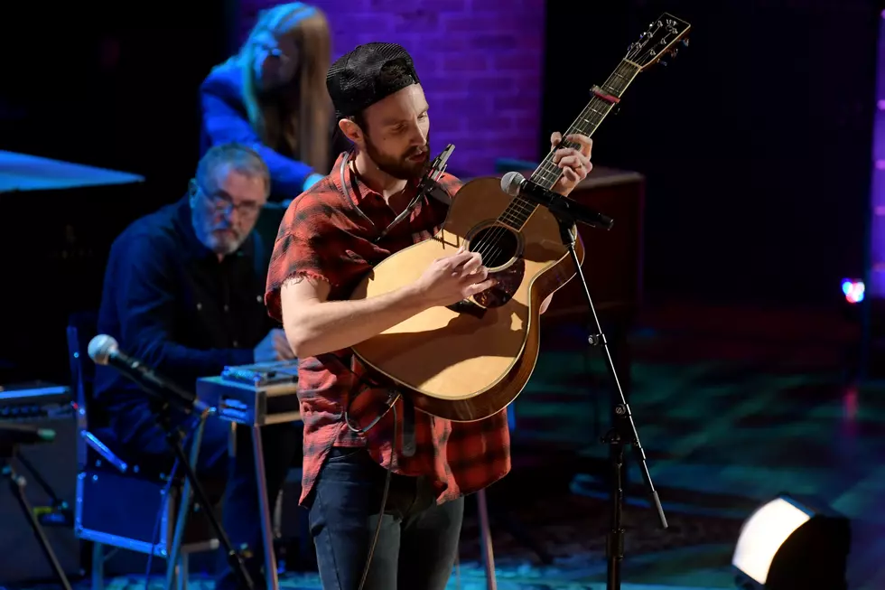 Ruston Kelly Teases ‘Shape & Destroy’ Album With New Song ‘Rubber’ [LISTEN]