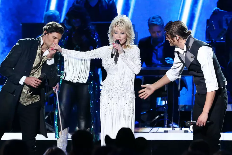 Dolly Parton Sings Faith-Filled Medley With For King & Country, Zach Williams at 2019 CMA Awards [WATCH]