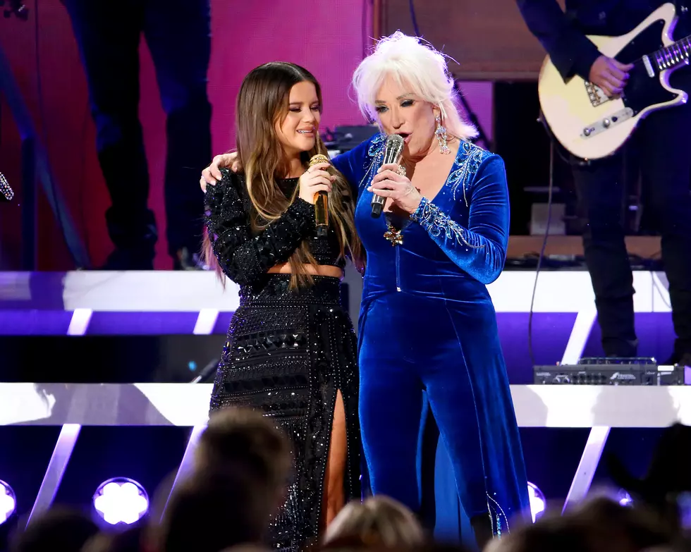 Country Music&#8217;s Women Kick Off 2019 CMA Awards With Decades-Spanning Medley [WATCH]