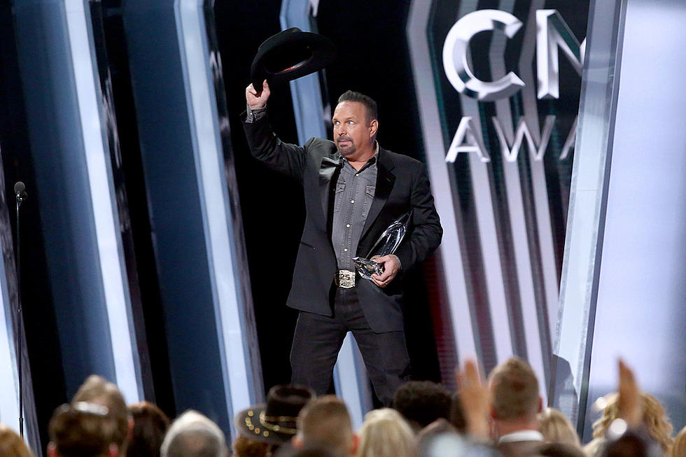 Garth Brooks Reflects on His Record-Setting Entertainer of the Year CMA Awards Win