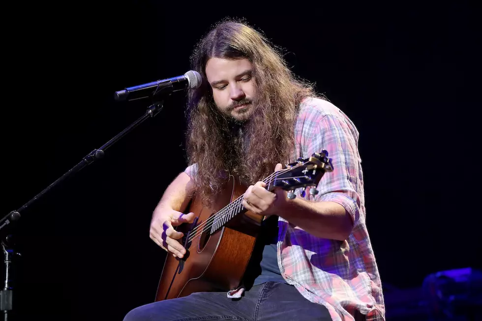 Brent Cobb Faces Today’s Troubles in New ‘The World Is Ending’ [LISTEN]
