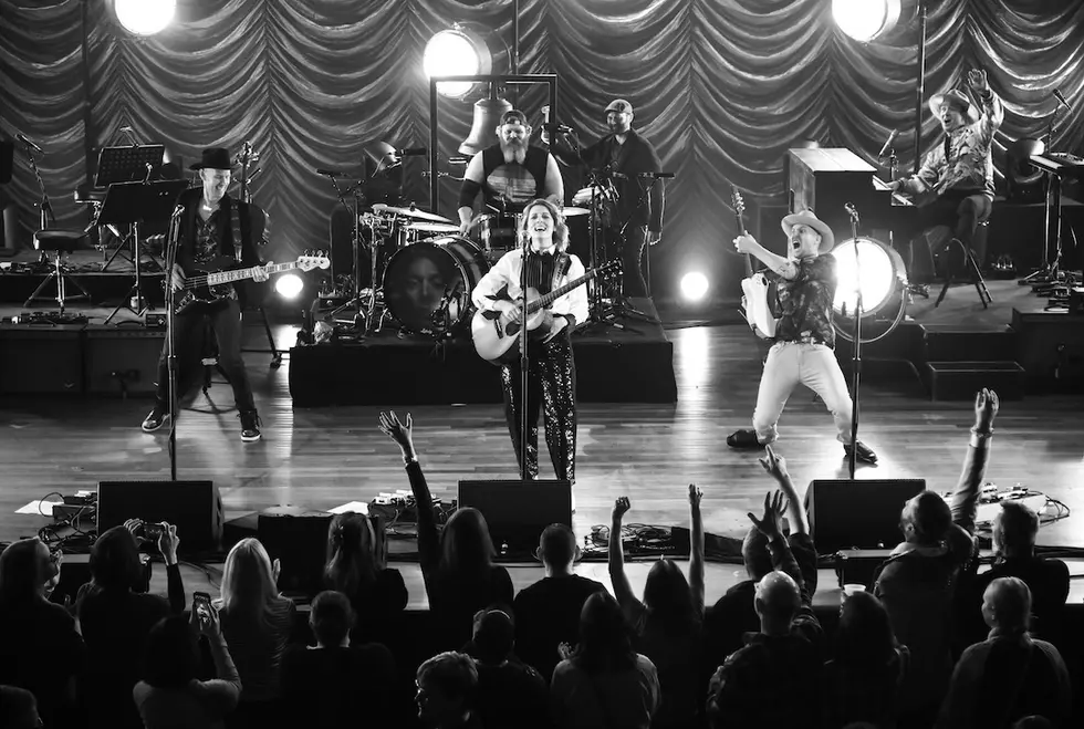 Brandi Carlile, Lucie Silvas Sing ‘Total Eclipse of the Heart’ at Sold-Out Ryman Show [WATCH]