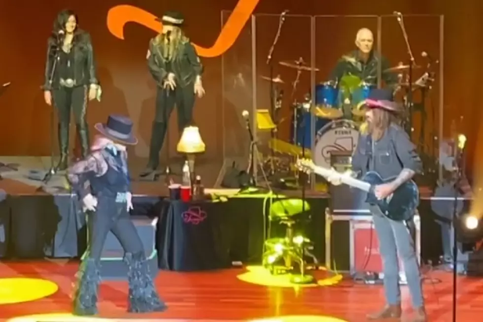 Watch Tanya Tucker, Billy Ray Cyrus Sing 'Old Town Road' Together