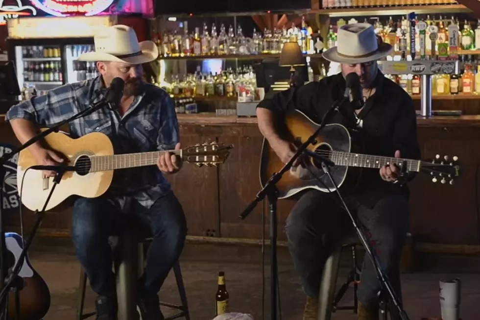 Wade Bowen, Randy Rogers’ ‘Ode to Ben Dorcy (Lovey’s Song)’ Is a Dream-Come-True Duet With Waylon Jennings [Exclusive Video]
