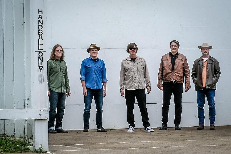 Son Volt’s New ‘Arkey Blue’ Is Environmentally Focused, With a Hank Williams Nod [Exclusive Premiere]
