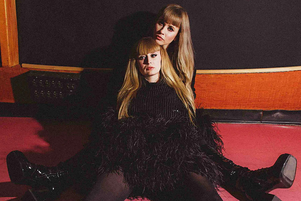 Lucius Team Up With Brandi Carlile and Dave Cobb, Share Trippy Single &#8216;Next to Normal&#8217;