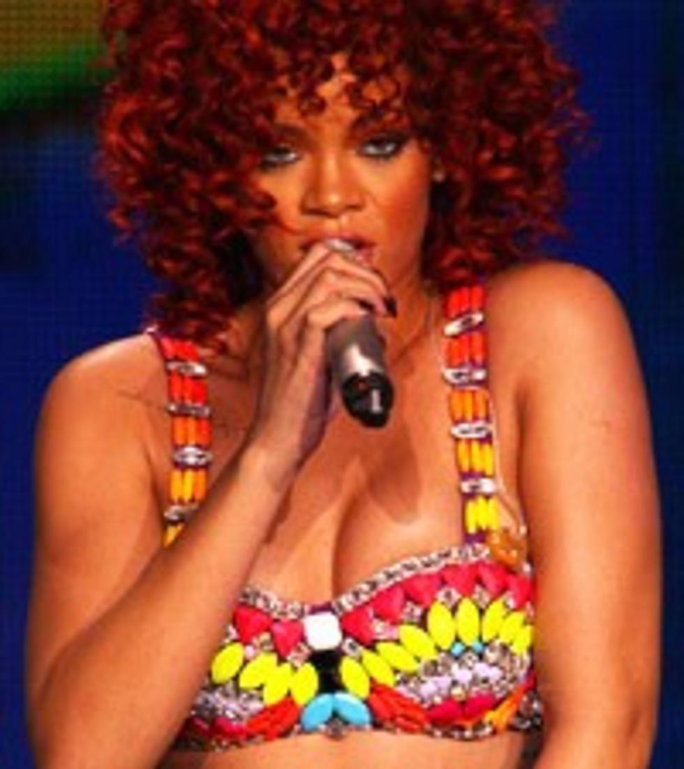 Rihanna Takes a Tumble During Loud Tour — Video