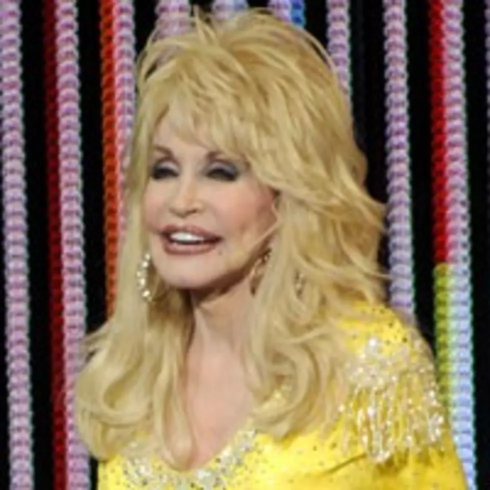Dolly Parton Shows Rap Side, Calls Out Queen Latifah