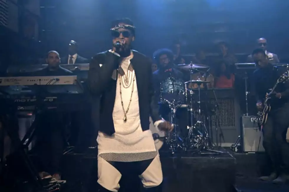 Watch 2 Chainz Perform &#8216;Feds Watching&#8217; With The Roots On &#8216;Late Night With Jimmy Fallon&#8217;