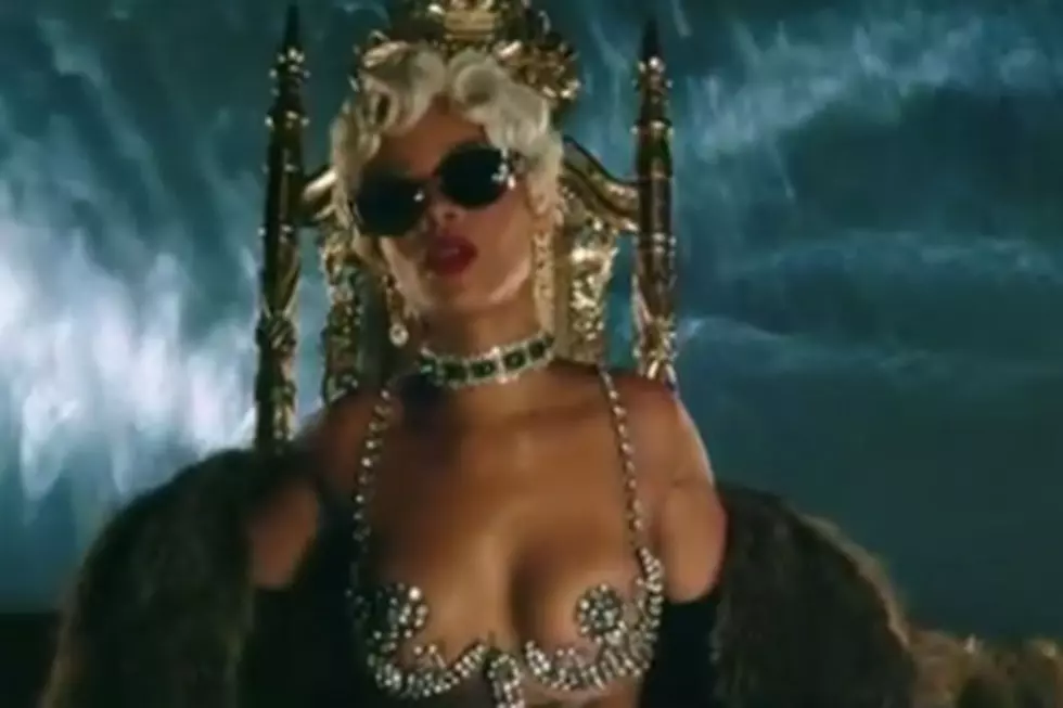 Watch Rihanna&#8217;s New &#8216;Pour It Up&#8217; Video