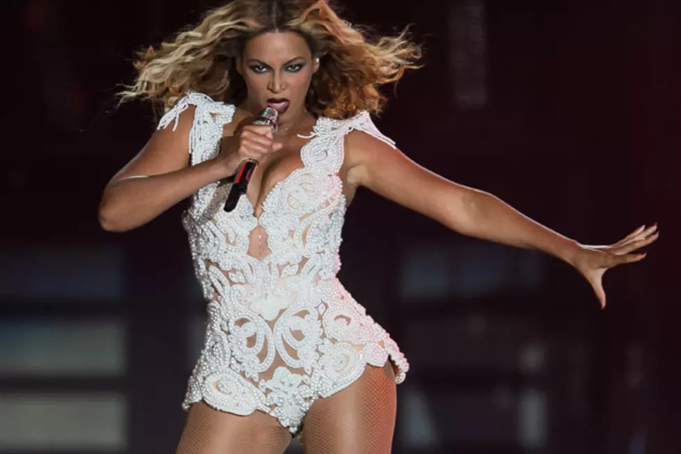 Beyonce Performs ‘Irreplaceable’ With Blind Fan in Australia