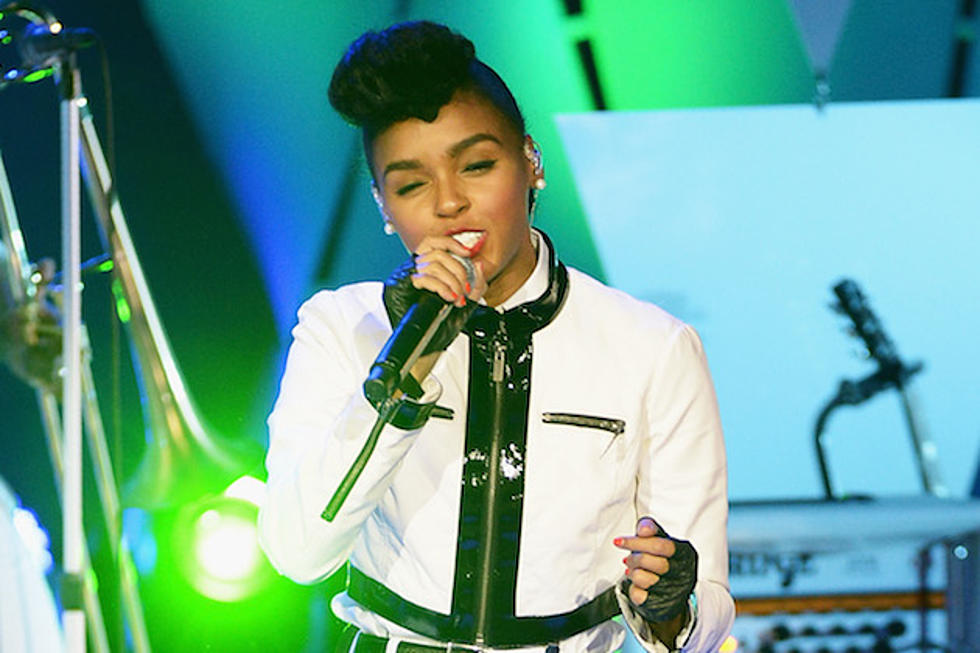 Janelle Monae Wins R&B Video of the Year in 2014 The Boombox Fan Choice Awards