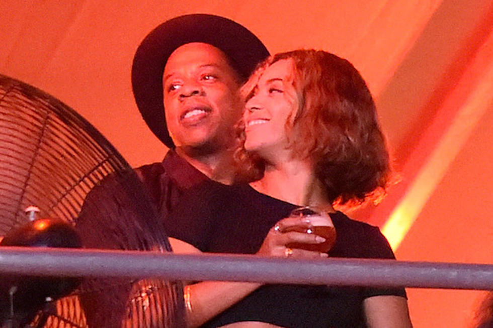 Jay Z and Beyonce Display PDA at 2014 Made in America Festival [PHOTOS]