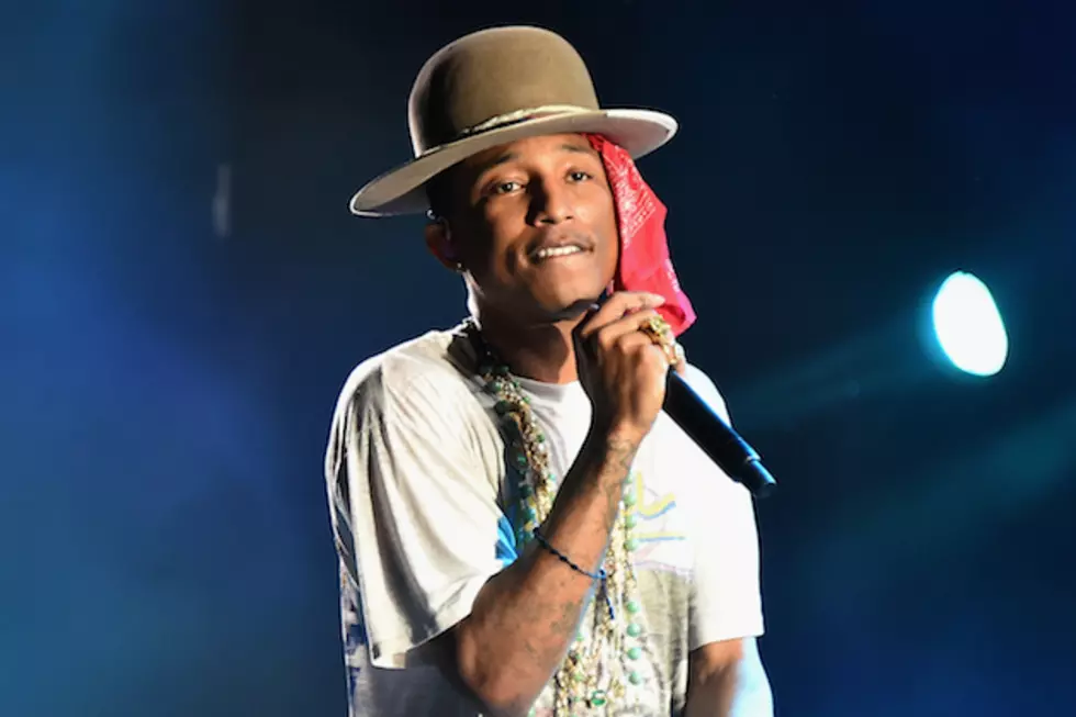 Pharrell Williams Hits the Stage at Rain-Soaked 2014 Made in America Festival [VIDEO]