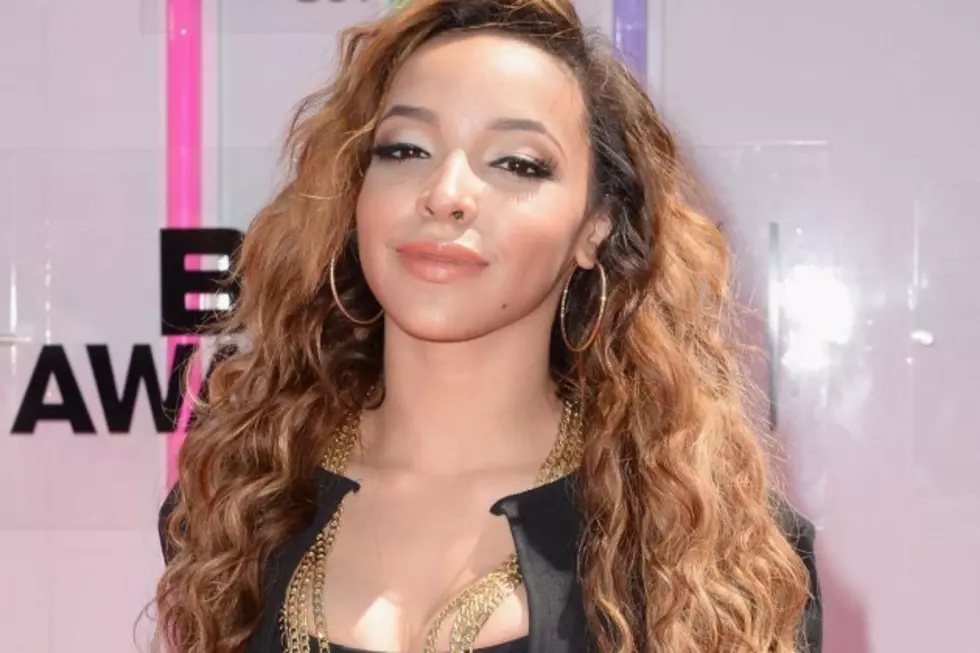 Tinashe Debuts &#8216;Bet&#8217; Featuring Dev Hynes