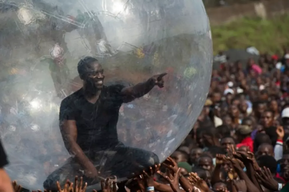Akon&#8217;s &#8216;Bubble&#8217; Performance in Africa Draws Criticism