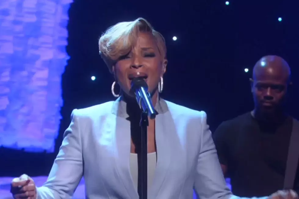 Mary J. Blige Performs 'Right Now' on 'Ellen'
