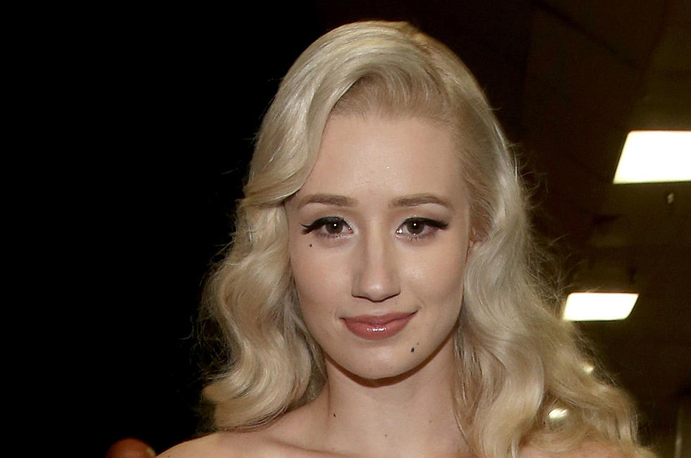 Iggy Azalea Fires Backs at Her Detractors, Not Bothered by ‘Cemented Opinions’