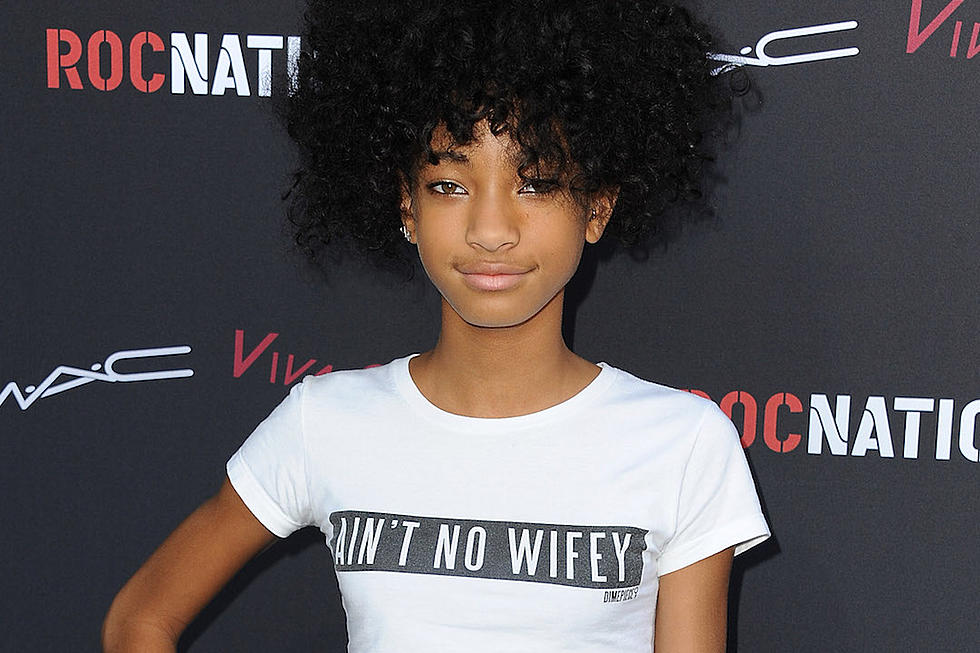 Willow Smith’s Topless T-Shirt Sparks Outrage on Social Media [PHOTO]