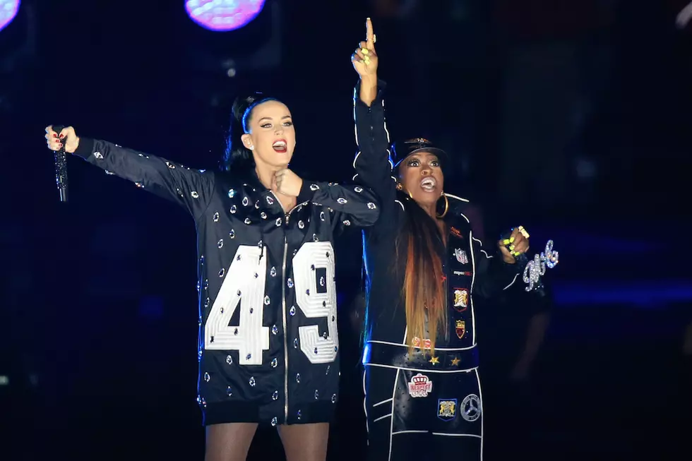 Katy Perry, Missy Elliott & Lenny Kravitz Perform at 2015 Super Bowl Halftime Show [VIDEO]