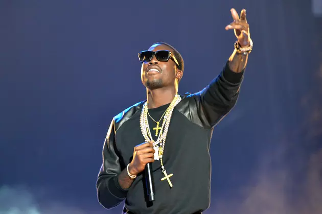 Meek Mill Donates 60,000 Bottles Of Water And Money To Flint Water Crisis [Photo]