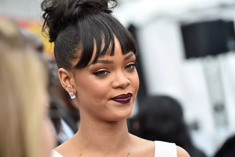 Is Rihanna Dropping a New Single or New Album? [PHOTO]