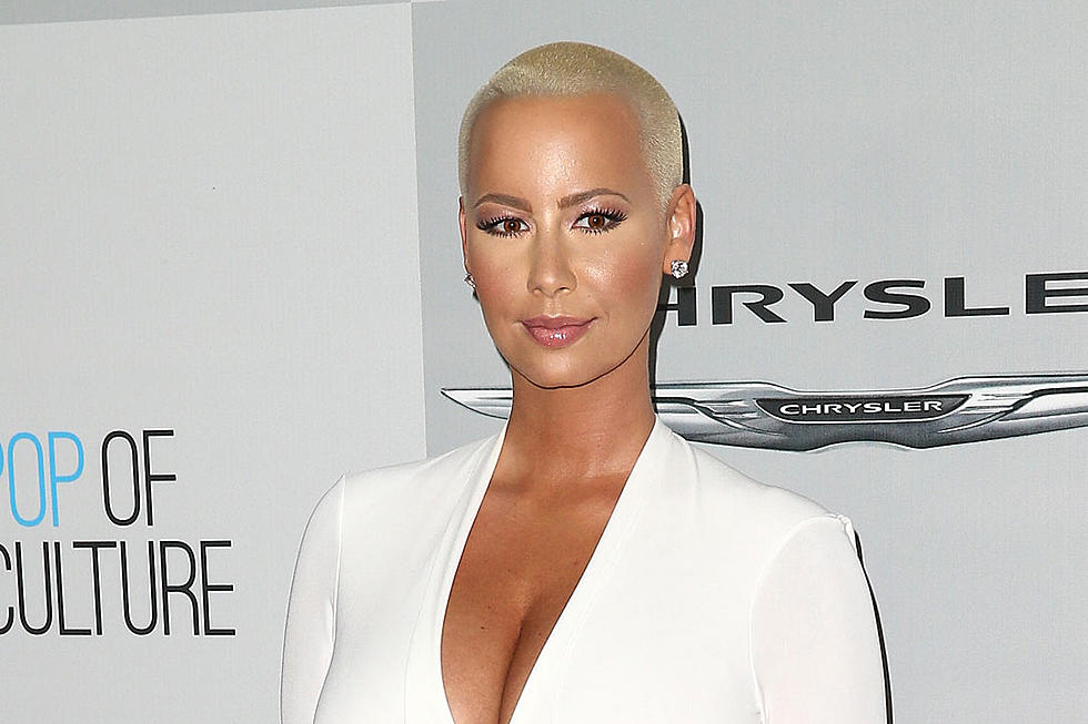 Amber Rose Goes Topless in Maui [PHOTO]