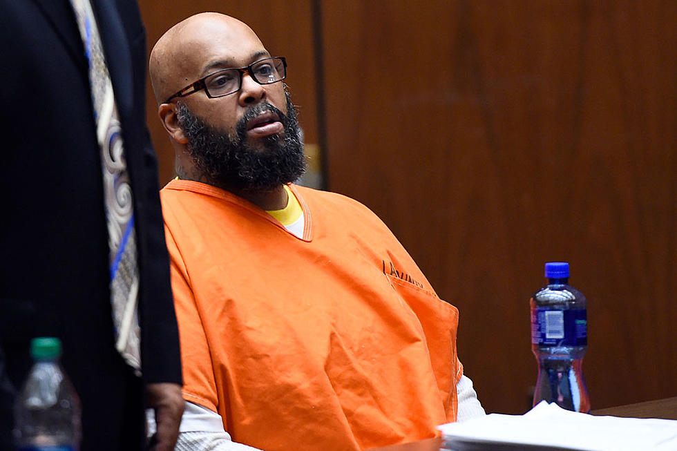 Suge Knight Collapses in Court After Judge Sets $25 Million Bail [VIDEO]