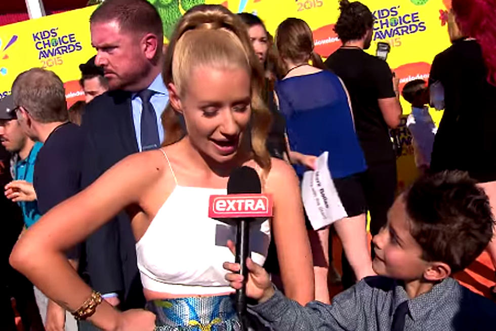 Iggy Azalea Explains to 10-Year-Old Boy Why She’s Honest About Getting Breast Implants [VIDEO]