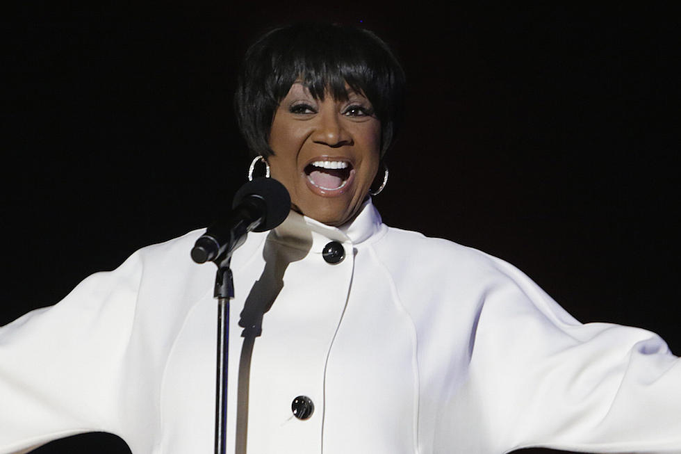 Patti LaBelle Kicks Out Fan for Stripping During Her Performance [VIDEO]