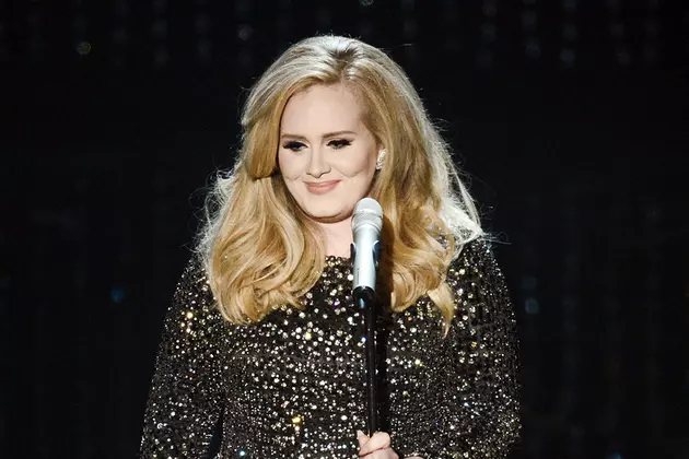 Adele Breaks Record for Single-Day Views With &#8216;Hello&#8217; Video