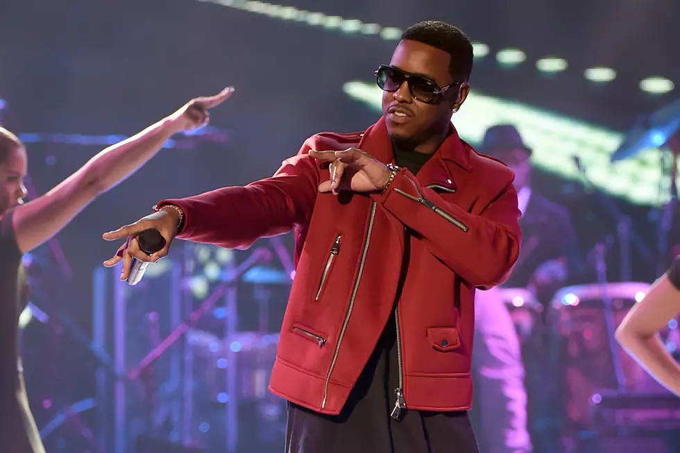 Jeremih Performs &#8216;Oui&#8217; and &#8216;Planes&#8217; at 2015 Soul Train Awards