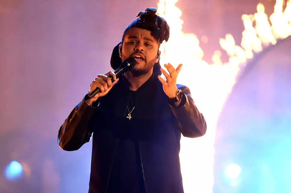The Weeknd Gives Fiery Performance of 'The Hills' at 2015 American Music Awards [VIDEO]