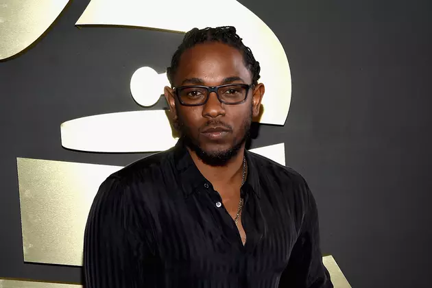 Kendrick Lamar Wins Best Rap Album at 2016 Grammy Awards, Shouts Out Nas and Snoop Dogg