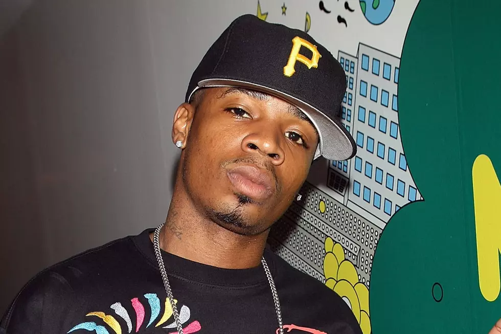 Plies Shows Off His Presidential Toilet Paper at His Home [VIDEO]