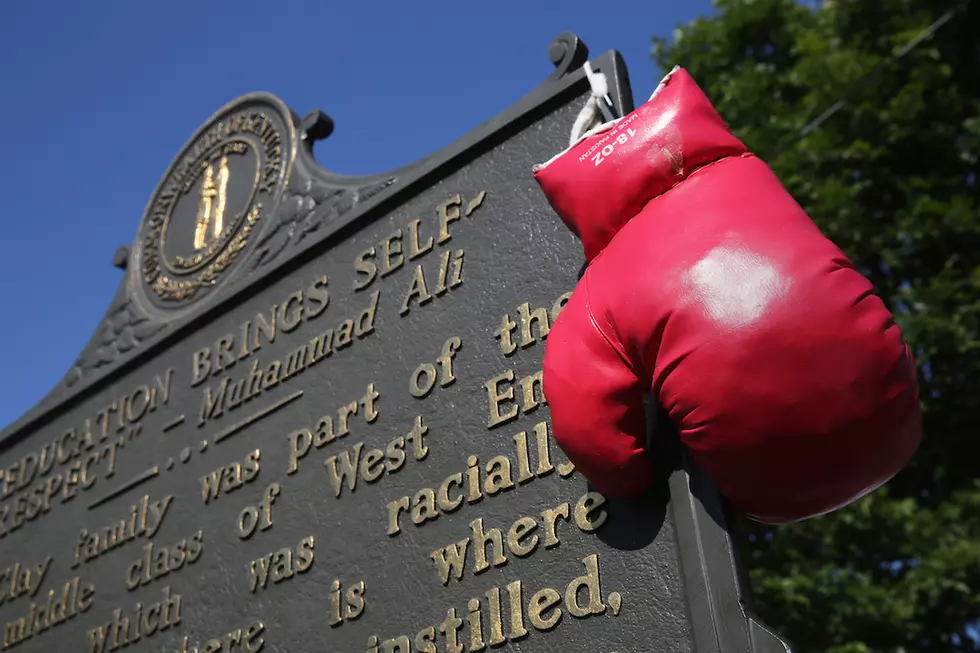 Muhammad Ali Remembered at Hometown Funeral; Mike Tyson & Will Smith in Attendance