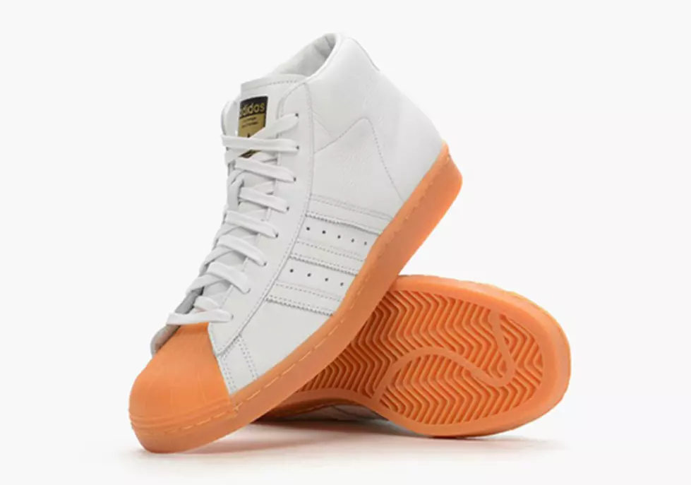 Sneakerhead: Adidas Pro Model Gum Toe