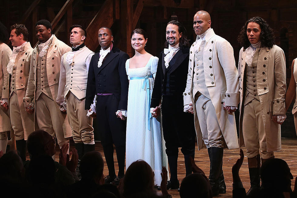 ‘Hamilton’ Cast Call Out Mike Pence at Show, #BoycottHamilton Erupts on Twitter [VIDEO]