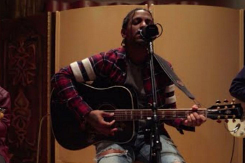 Watch Lloyd’s Emotional Acoustic Performance of ‘Tru’