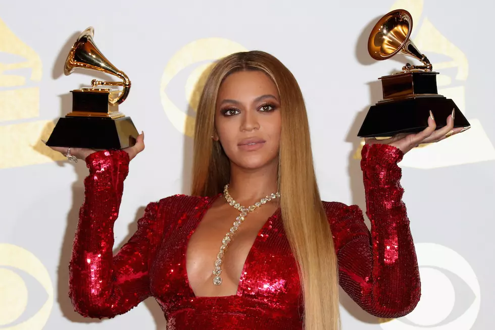 Beyonce Parties With Jay Z, Solange, and Kelly Rowland in New Behind-The-Scenes Grammy Photos