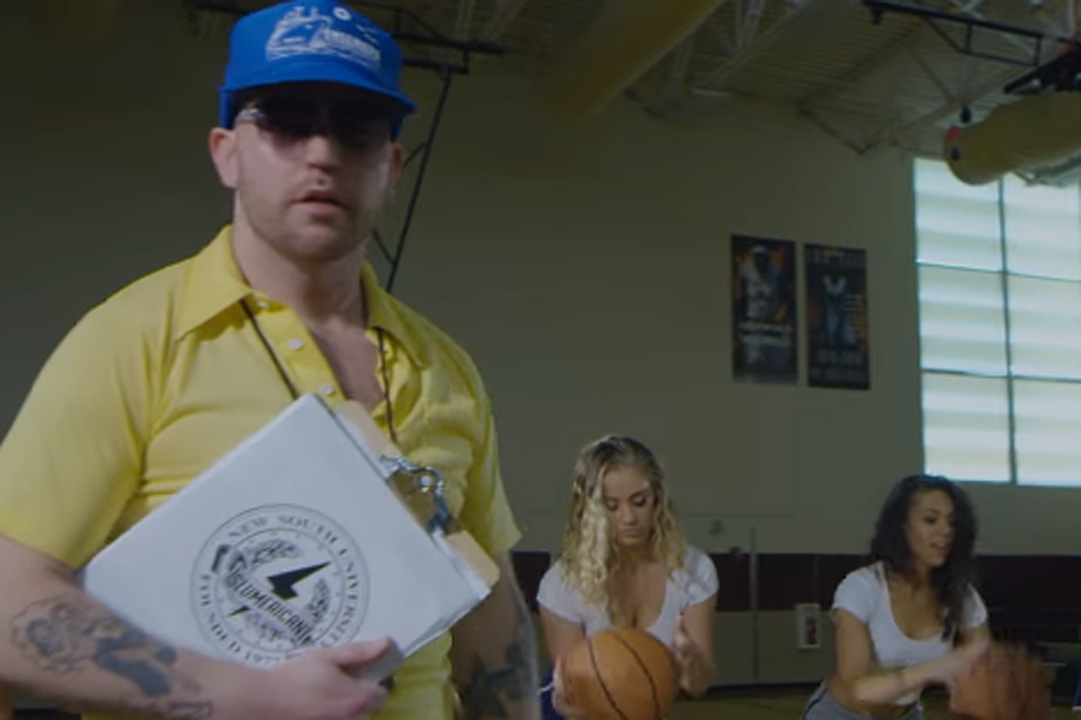 Bubba Sparxxx Coaches A Basketball Team of Lovely Women in 'YGMFU' Video [WATCH]
