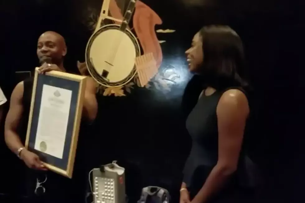 Dave Chappelle Honored for His Charitable Work in New York [VIDEO]